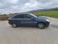 Usado Opel Astra Edition 110 CV (80 kW) 2010 Azul Berlina