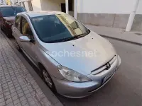Usado Peugeot 307 90 CV (66 kW) 2005 Gris / plata Familiar
