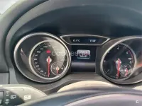 Usado Mercedes CLA200 Shooting Brake 136 CV (100 kW) 2018 Azul Familiar