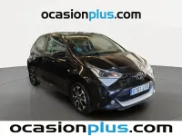 Usado Toyota Aygo X-play 72 CV (52 kW) 2020 Negro Utilitario