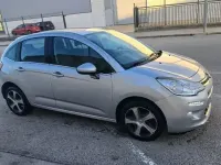 Usado Citroën C3 Feel 82 CV (60 kW) 2016 Gris / plata Berlina