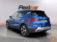 Usado Seat Arona Xperience 110 CV (80 kW) 2022 Azul SUV