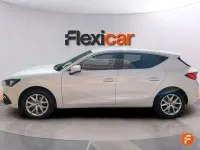 Usado Seat Leon Style 116 CV (85 kW) 2025 Gris Berlina