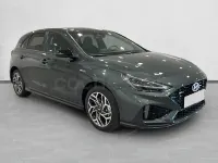 Usado Hyundai i30 N Line 96 CV (70 kW) 2025 Gris / plata Berlina