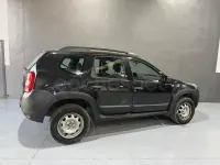 Usado Dacia Duster Ambiance 85 CV (62 kW) 2010 Negro SUV