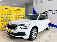 Usado Skoda Kamiq Ambition 110 CV (80 kW) 2021 Blanco SUV