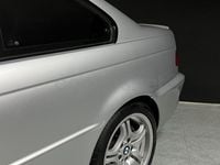 Usado BMW 325 Shadowline 192 CV (141 kW) 2001 Gris / plata Coupe