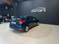 Usado Ford Focus 125 CV (91 kW) 2015 Azul Berlina