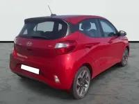 Nuevo Hyundai i10 79 CV (58 kW) 2025 Rojo Utilitario