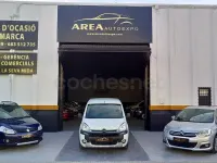 Usado Peugeot 5008 Allure 120 CV (88 kW) 2017 Azul Monovolumen