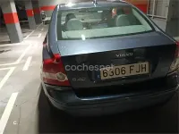 Usado Volvo S40 Kinetic 140 CV (102 kW) 2006 Gris / plata Berlina