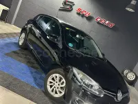 Usado Renault Mégane LIMITED 115 CV (84 kW) 2015 Negro Berlina