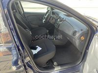 Usado Dacia Sandero Ambiance 73 HP (53 kW) 2017 Azul Sedan