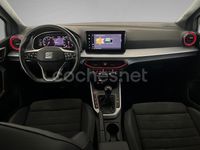 Usado Seat Arona FR 115 CV (84 kW) 2024 Gris / plata SUV