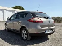 Usado Renault Mégane III Dynamique 111 CV (81 kW) 2010 Gris Utilitario