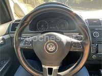 Usado VW Touran Sport 140 CV (102 kW) 2015 Gris / plata Monovolumen