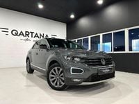 Usado VW T-Roc Sportline 150 CV (110 kW) 2021 Gris / plata SUV