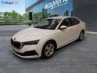 Usado Skoda Octavia Ambition 115 CV (84 kW) 2022 Blanco Berlina