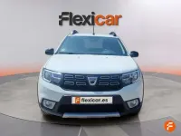 Usado Dacia Sandero Comfort 101 CV (74 kW) 2020 Blanco Utilitario