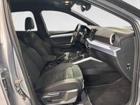 Usado Seat Arona FR 150 CV (110 kW) 2023 Gris plata SUV