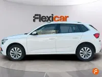 Usado Skoda Kamiq Ambition 110 CV (80 kW) 2021 Blanco SUV