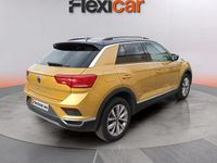 Usado VW T-Roc Advance 150 CV (110 kW) 2021 Amarillo SUV