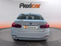 Usado BMW 318 150 CV (110 kW) 2018 Blanco Berlina