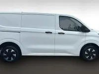 Usado Ford E-Transit Trend 100 kW (136 CV) 2025 Frozen white Van