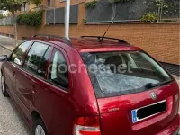 Usado Skoda Fabia Comfort 80 CV (58 kW) 2006 Granate Familiar