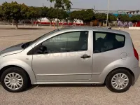Usado Citroën C2 75 CV (55 kW) 2007 Gris / plata Utilitario