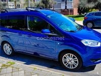 Usado Ford Tourneo Courier Titanium 100 CV (73 kW) 2017 Azul Monovolumen