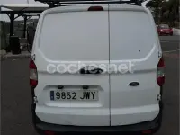 Usado Ford Tourneo Courier Ambiente 75 CV (55 kW) 2017 Blanco Monovolumen