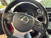 Usado Lexus IS300h Executive Line 223 CV (164 kW) 2017 Rojo Berlina