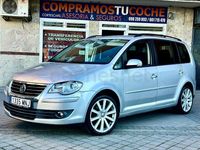 Usado VW Touran Highline 140 CV (102 kW) 2008 Gris / plata Monovolumen