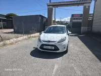 Usado Ford Fiesta Trend 70 CV (51 kW) 2011 Blanco Berlina