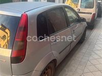 Usado Ford Fiesta 68 CV (50 kW) 2005 Azul Berlina