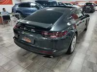 Usado Porsche Panamera 4 462 CV (339 kW) 2017 Gris / plata Berlina