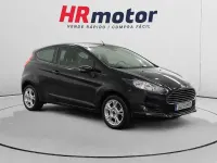 Usado Ford Fiesta Trend 101 CV (74 kW) 2013 Negro Utilitario
