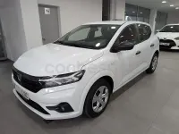 Usado Dacia Sandero Essentiel 91 HP (66 kW) 2021 Branco Sedan