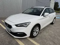 Usado Seat Leon ST Style 110 CV (80 kW) 2022 Blanco Familiar