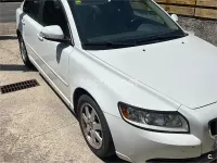 Usado Volvo S40 Drive Kinetic 109 CV (80 kW) 2009 Blanco Berlina