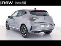 Usado Renault Clio V Techno 100 CV (73 kW) 2025 Gris Berlina