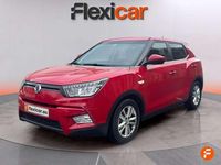 Usado Ssangyong (KGM) Tivoli Limited 116 CV (85 kW) 2017 Rojo SUV