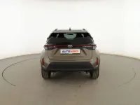 Usado Toyota Yaris Cross Style 131 CV (96 kW) 2024 Verde SUV