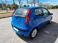 Usado Fiat Punto Dynamic 80 CV (58 kW) 2003 Azul Utilitario