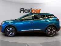 Usado Peugeot 2008 Allure 101 CV (74 kW) 2025 Azul SUV