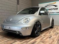 Usado VW New Beetle 116 CV (85 kW) 2000 Gris / plata Utilitario