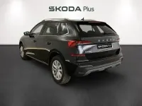 Usado Skoda Kamiq Selection 115 CV (84 kW) 2025 Negro SUV