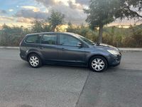 Käytetty Ford Focus Trend 109 HP (80 kW) 2010 Harmaa Farmari