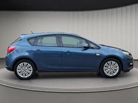 Usado Opel Astra Selective 110 CV (80 kW) 2015 Azul Berlina